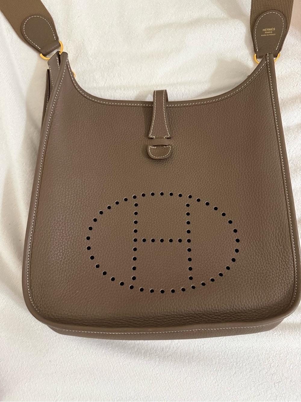 Hermes EToupe  Evelyne III Crossbody Bag with Gold Hardware